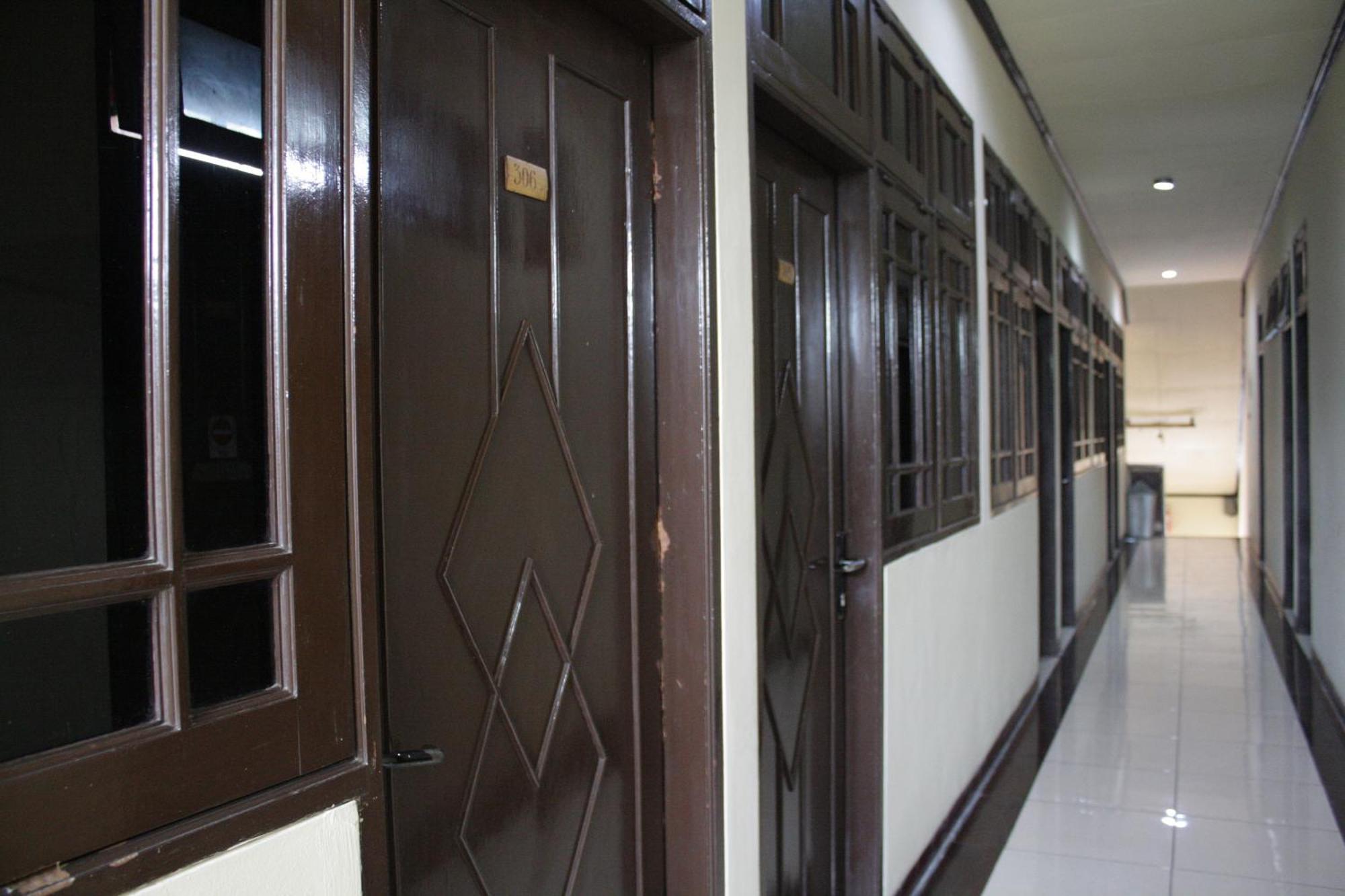 OYO 181 Wisma Bintang Jakarta Bagian luar foto